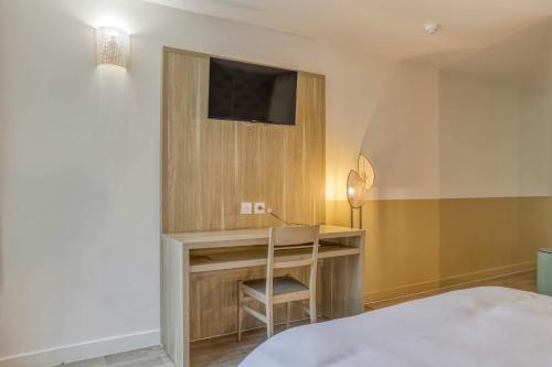 Postel nebo postele na pokoji v ubytování Colivi Suite Spacieuse 45m2 Gare Annemasse