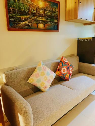 Cozynest Condotel Baguioにあるシーティングエリア