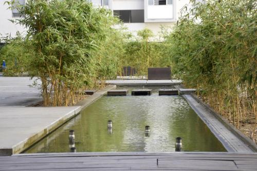 City Living 1BR in Expo Center