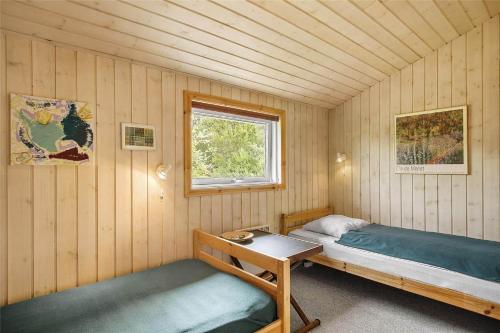 Ένα ή περισσότερα κρεβάτια σε δωμάτιο στο JB538-Fjerritslev-Tyttebaerstien-33