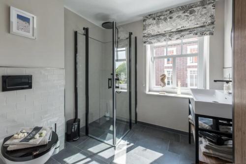 Koupelna v ubytování Lindenhof Landhaus 1 Meertied - Ferienwohnung im Lindenhof