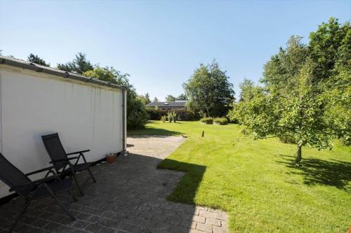 JB640-Fjerritslev-Bjerregardsboulevarden-8にある庭