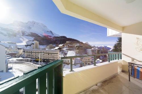 Studio à Gourette pour 4 personnes avec balcon, casier à skis et vue montagne