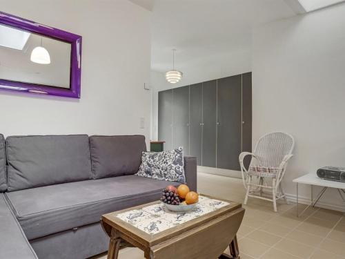 Posezení v ubytování Apartment Delfina - 250m from the sea by Interhome
