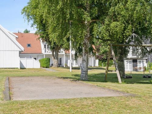 Κήπος έξω από το Holiday Home Anniek - 1km to the fjord by Interhome
