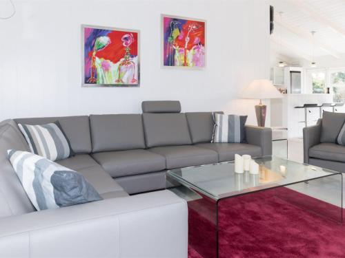 Zona de estar de Holiday Home Cedomir - 625m from the sea by Interhome