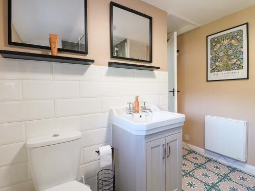 Et badeværelse på Prospect Cottage