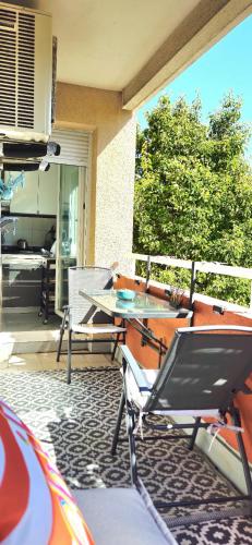 Appartement spacieux, lumineux et climatisé, proche tram V photo 35