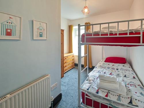 Ένα ή περισσότερα κρεβάτια σε δωμάτιο στο 3 Bed in Amble 96236