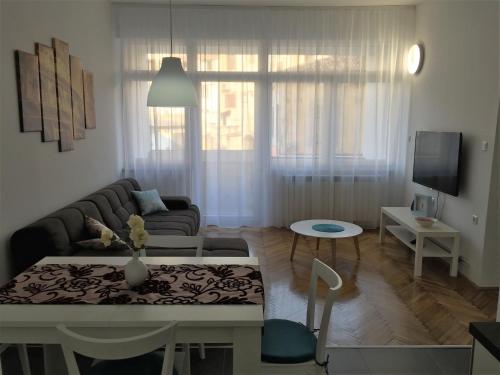 ArenaCentar Apartments Pula