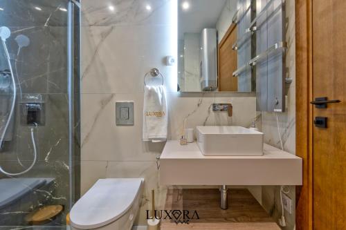 Ένα μπάνιο στο LuxoraVMC Wellness & Spa Zlatibor