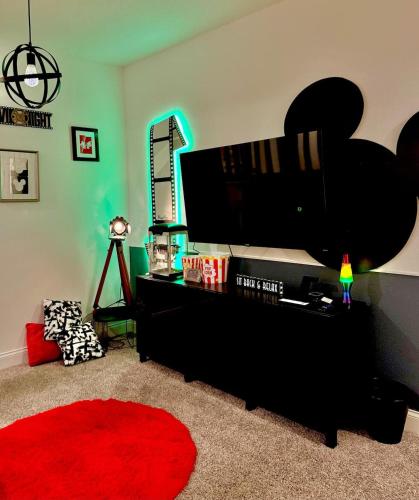 Magical Disney House With Private Pool photo 19