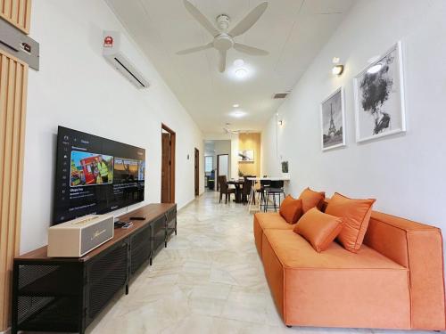 TV/trung tâm giải trí tại 6Pax BM大山脚 Singlestorey Alma 8minute to Aeon mall