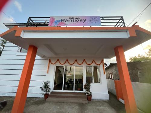 Façade ou entrée de l'établissement Hill side Harmony