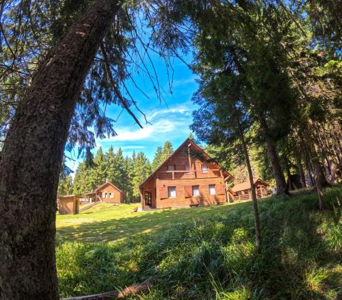 Bangunan di mana terletaknya chalet