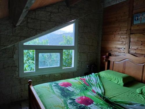 Ένα ή περισσότερα κρεβάτια σε δωμάτιο στο Auberge De La Cavalière
