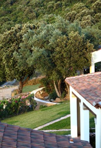 Jardin de l'établissement Hotel Valkarana Country Relais