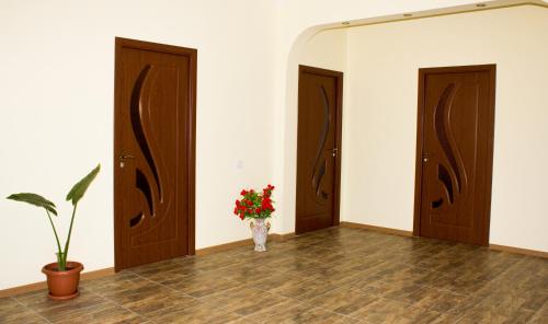  Lusya B&B -  Room  picture :   Tea/Coffee maker    Shower    Bath                           