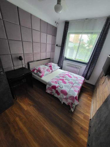 Postel nebo postele na pokoji v ubytování M Hostel