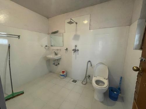 Kupatilo u objektu Sun Rise Cottage