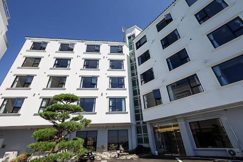 Das Gebäude in dem sich das Hotel befindet
