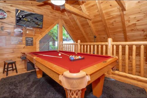 Φωτογραφία από το άλμπουμ του The Smoky Pines cabin σε Waldens Creek