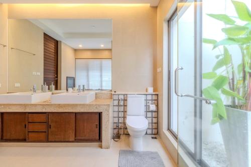 Billede fra billedgalleriet på V241 3BR Peaceful Pool Villa, Garden & Jacuzzi i Koh Lone