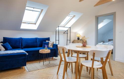 Stunning Apartment In Nowecin With Wifi