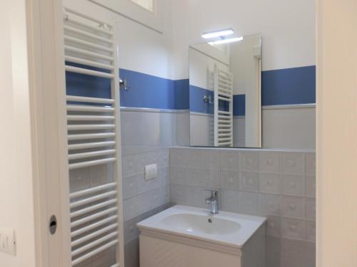 Les Suites di Verona tesisinde bir banyo