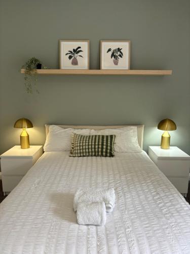 Voodi või voodid majutusasutuse Modern House Great Location toas