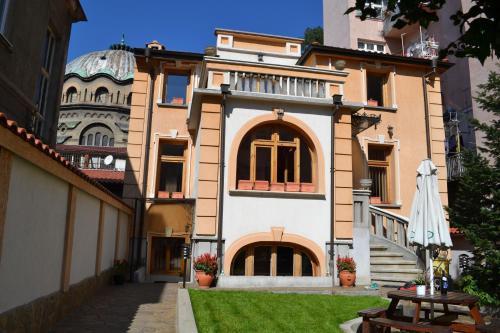 Guest House Secession Style