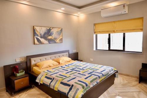 Ένα ή περισσότερα κρεβάτια σε δωμάτιο στο Neelam Homestay - Lemon Room