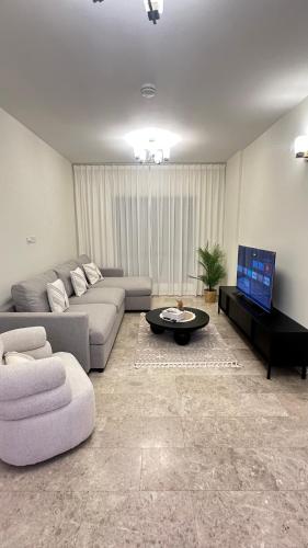 MAZAYA B2 apartment