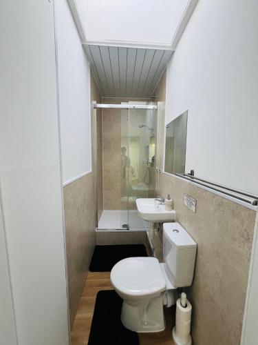 Thistle Residence photo 9