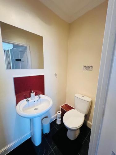 Thistle Residence photo 24
