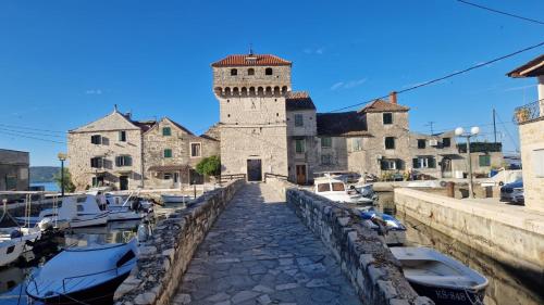 Fotografie z fotogalerie ubytování Sea House Kastilac v destinaci Kaštela