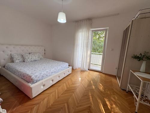 Gallery image of Apartments Jelena in Herceg-Novi