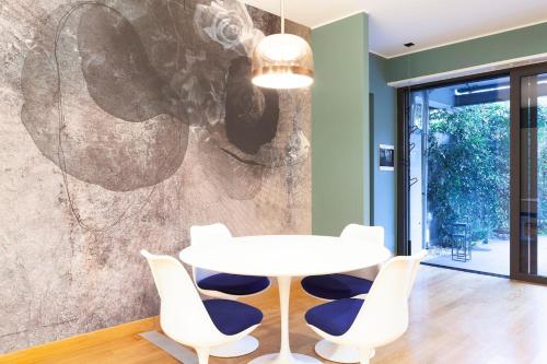 Citylife MiCo modern apt with private garden