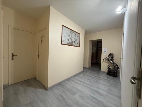 Fotografie z fotogalerie ubytování Face à la gare - Espace nuit privé 1 v destinaci Roanne
