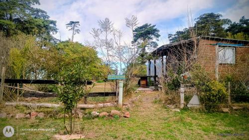 Taman di luar Cabaña Pitiayumí