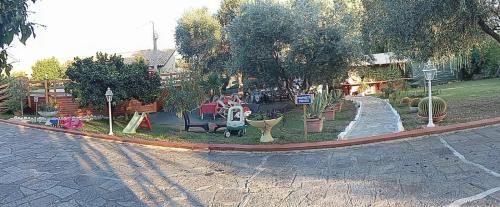 Κήπος έξω από το VILLA FELICE