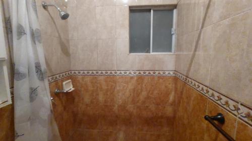 Un baño de Valle del Sol