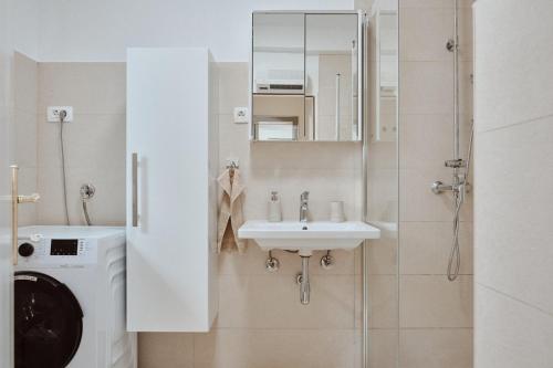 Apartments by the sea Omis - 24878