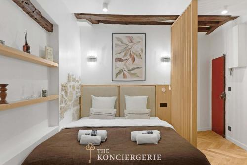 The Art of Parisian Living Just Steps from the Seine