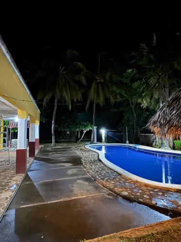 La alberca dentro o cerca de Guest House Veracruz
