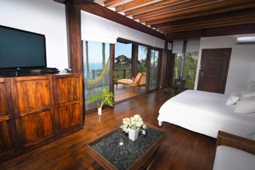 Una cama o camas en una habitación de Cerro Lobo
