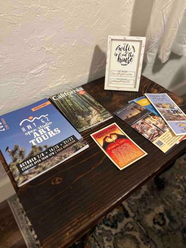 Φωτογραφία από το άλμπουμ του Starry Night Casita - Stargazing and relaxation minutes from Joshua Tree National Park σε Twentynine Palms