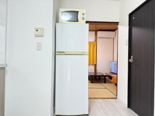Osaka Guesthouse SAYURI HONKAN