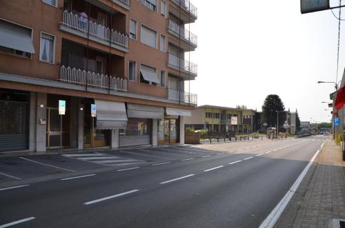 El barrio en el que está el hotel o un barrio cercano