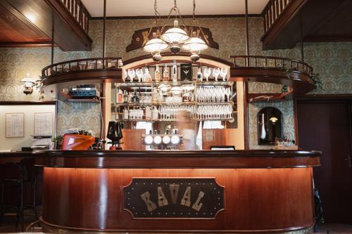 El lounge o bar de Stara šola Kaval